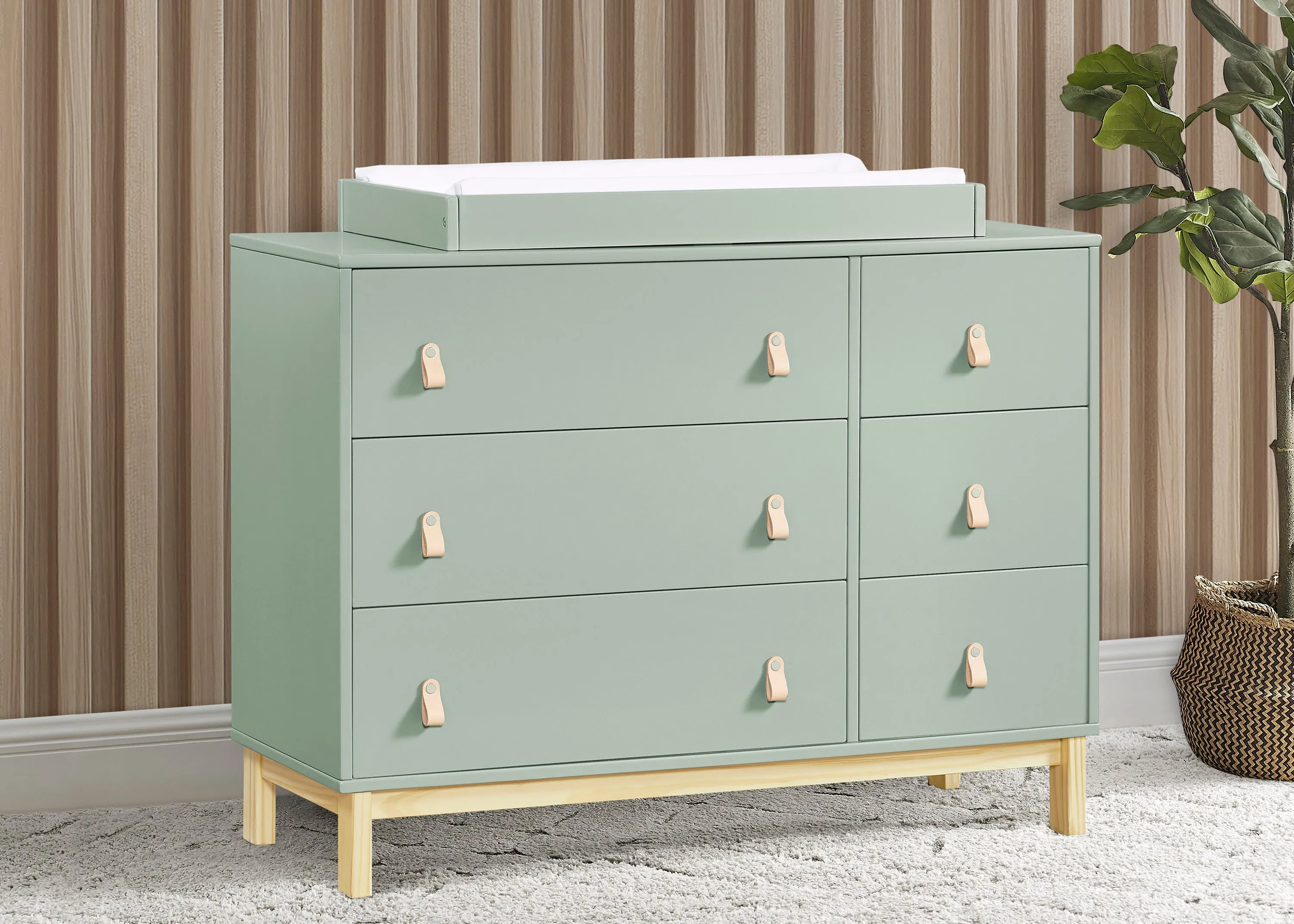 babyGap Legacy 6 Drawer Dresser with Leather Pulls and Interlocking Drawers