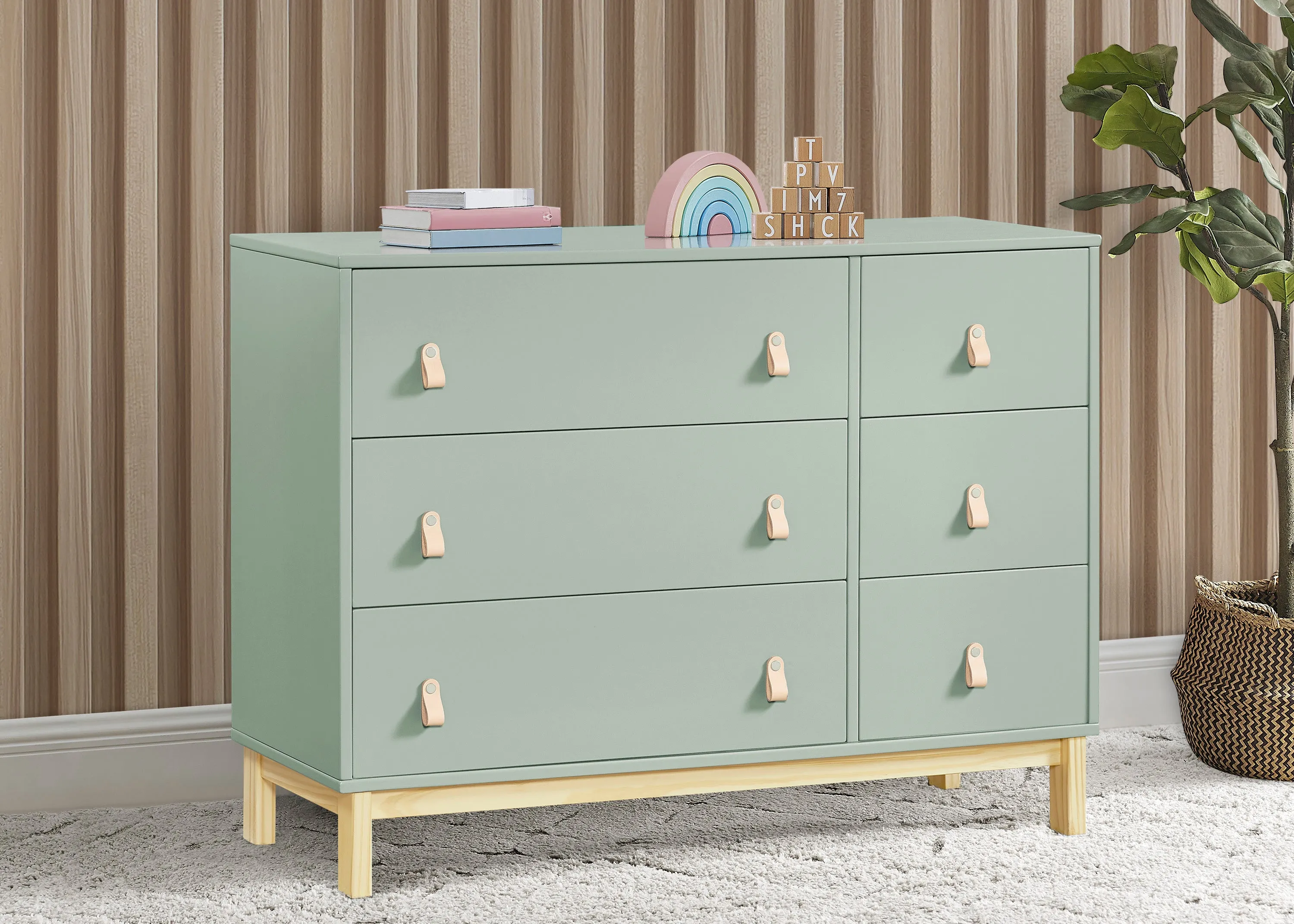 babyGap Legacy 6 Drawer Dresser with Leather Pulls and Interlocking Drawers