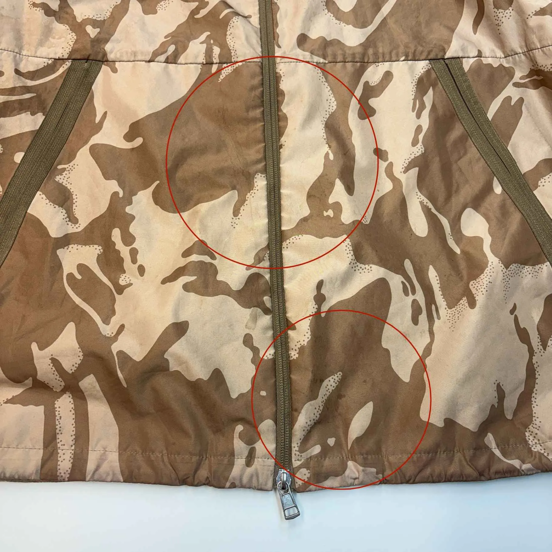 Men's Camo Chardon Windbreaker Beige Size 3 / L