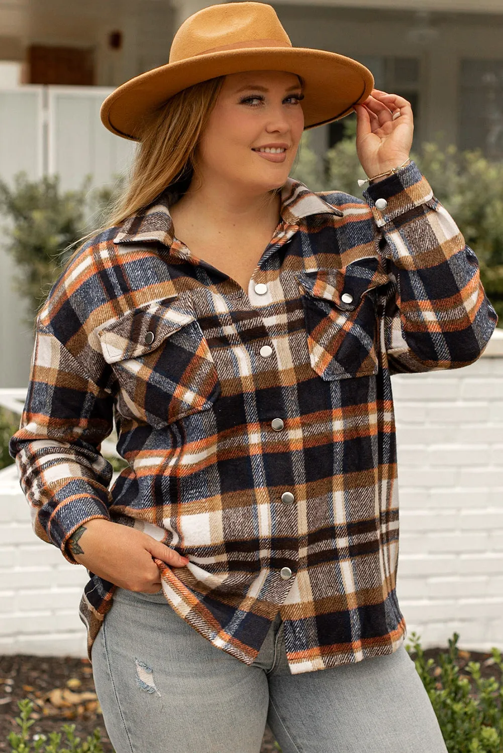 Plus Size Plaid Flap Pocket Shacket