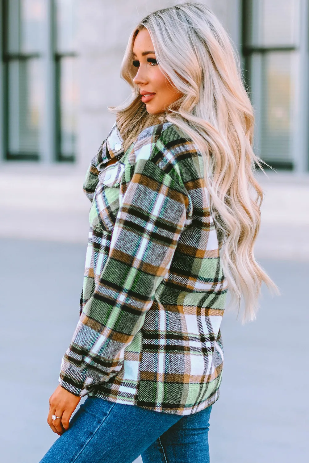 Plus Size Plaid Flap Pocket Shacket